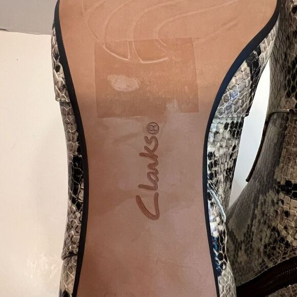 CLARKS Linvale Judith Vegan Snakeskin Bootie 8.5 W  *NEW* - Picture 10 of 14